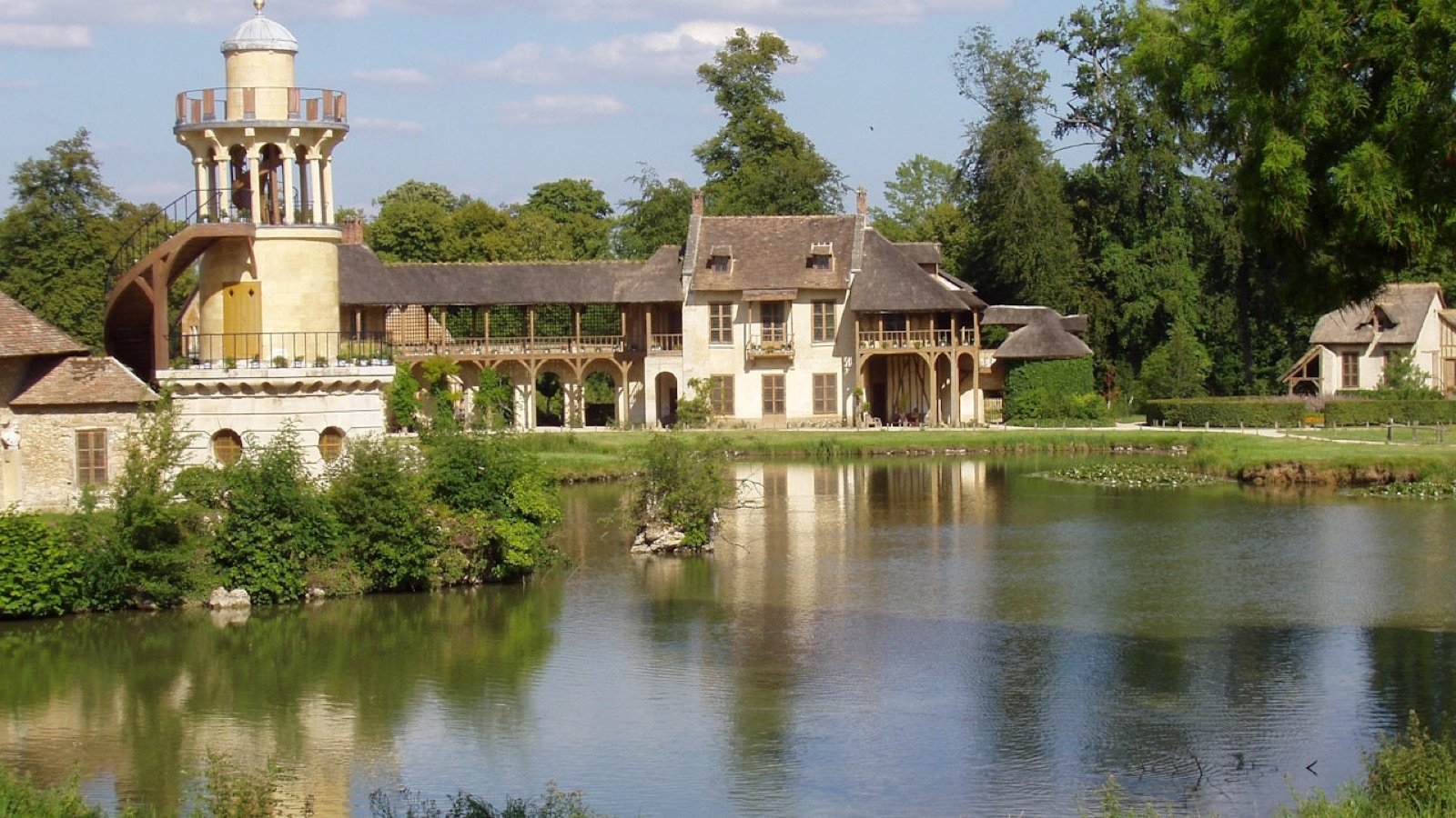 Hotel Versailles by Vieras Hospitality Group Tickets | Explore France's Royal Hi